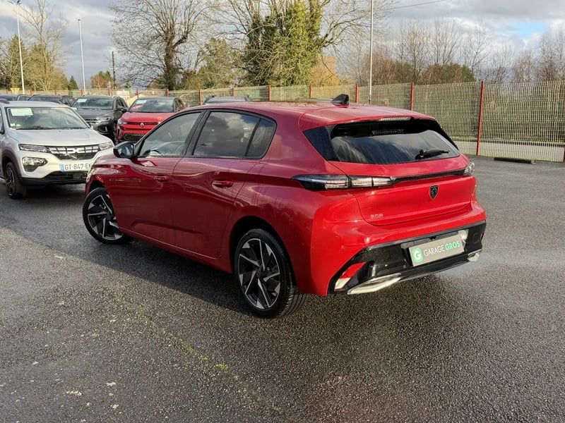 Photo de la voiture PEUGEOT 308 BlueHDi 130ch S&S EAT8 Allure