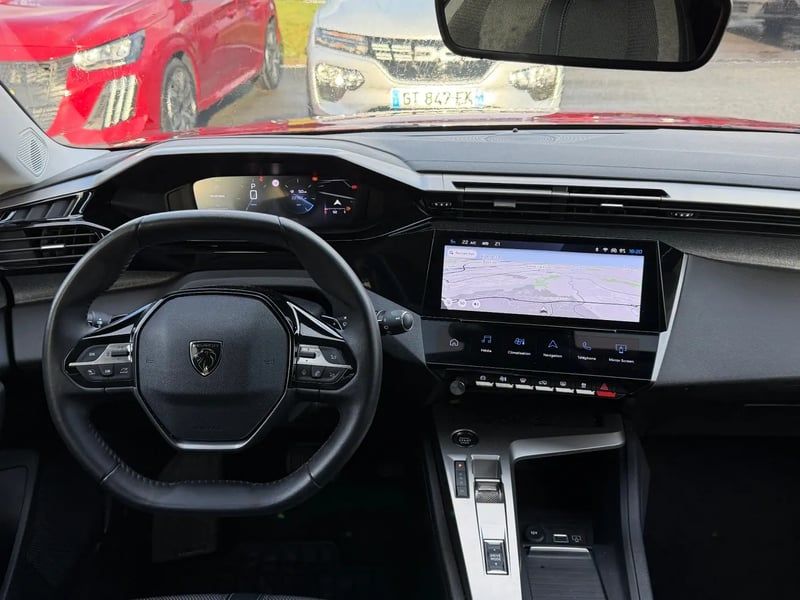 Photo de la voiture PEUGEOT 308 BlueHDi 130ch S&S EAT8 Allure