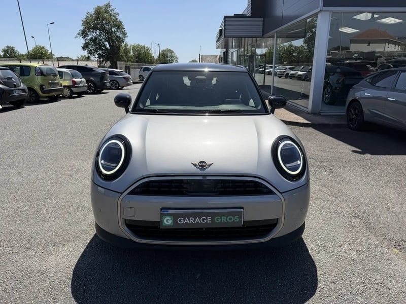 Photo de la voiture MINI COOPER F65 156 ch DKG7 C Classic