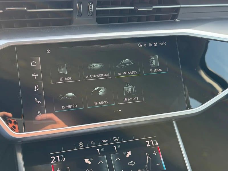 Photo de la voiture AUDI A6 AVANT 40 TDI 204 ch S tronic 7