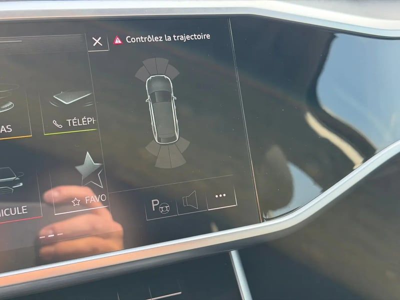 Photo de la voiture AUDI A6 AVANT 40 TDI 204 ch S tronic 7