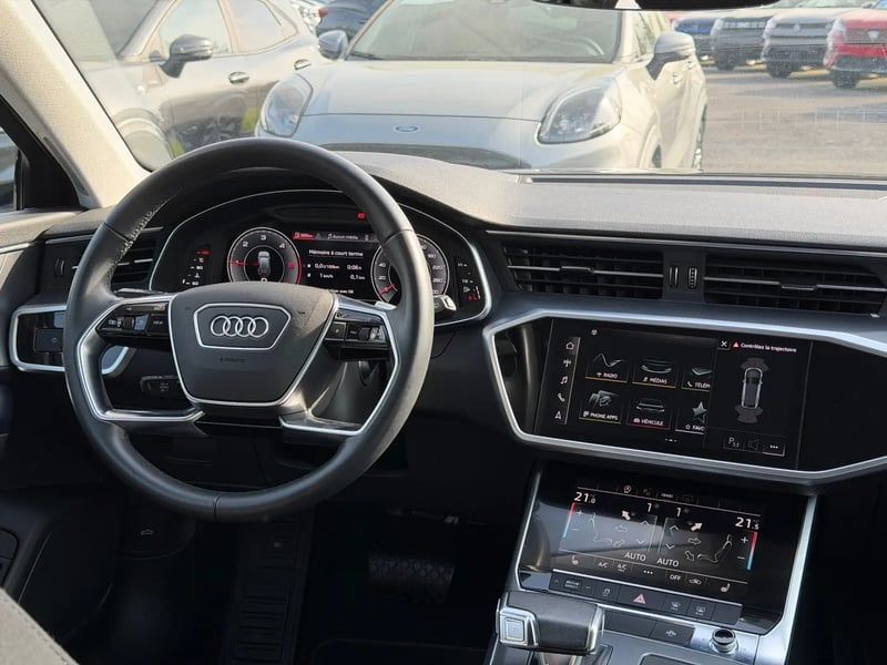 Photo de la voiture AUDI A6 AVANT 40 TDI 204 ch S tronic 7