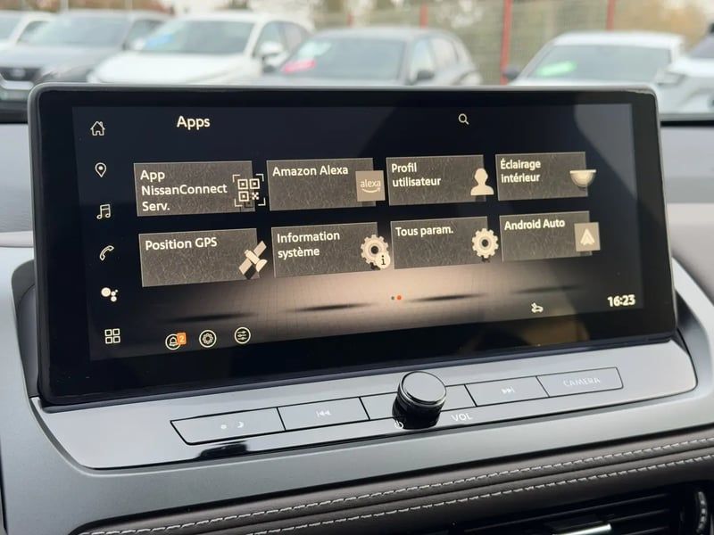 Photo de la voiture NISSAN QASHQAI Mild Hybrid 158 ch Xtronic Tekna