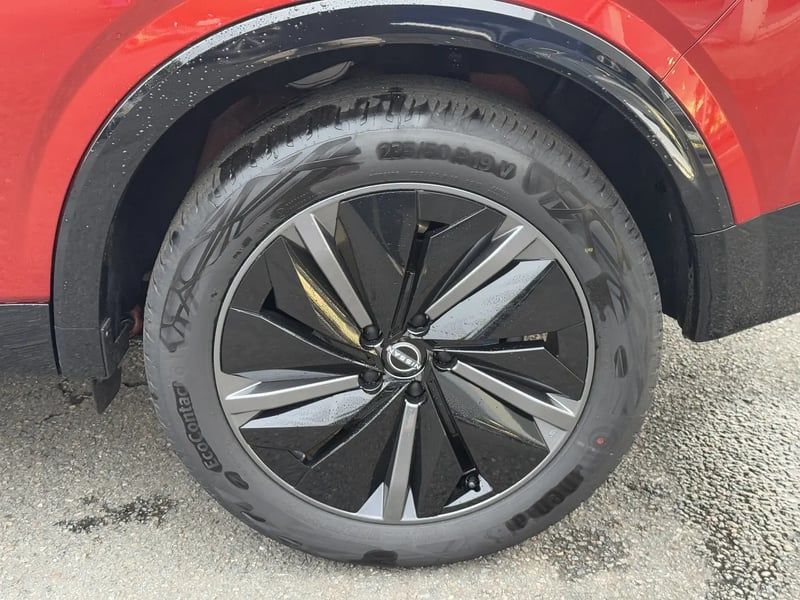 Photo de la voiture NISSAN QASHQAI Mild Hybrid 158 ch Xtronic Tekna