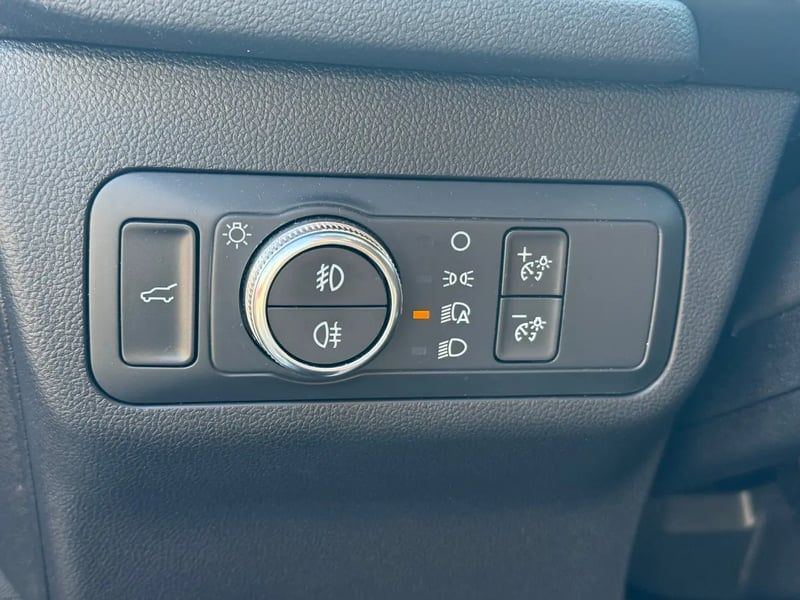 Photo de la voiture FORD KUGA 1.5 TDCi 120 S&S 4x2 Powershift ST-Line