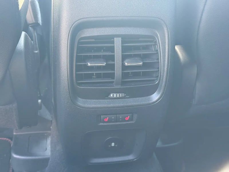 Photo de la voiture FORD KUGA 1.5 TDCi 120 S&S 4x2 Powershift ST-Line