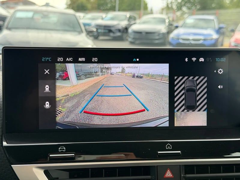 Photo de la voiture CITROEN C4 Hybride 136 e-DCS6 Plus