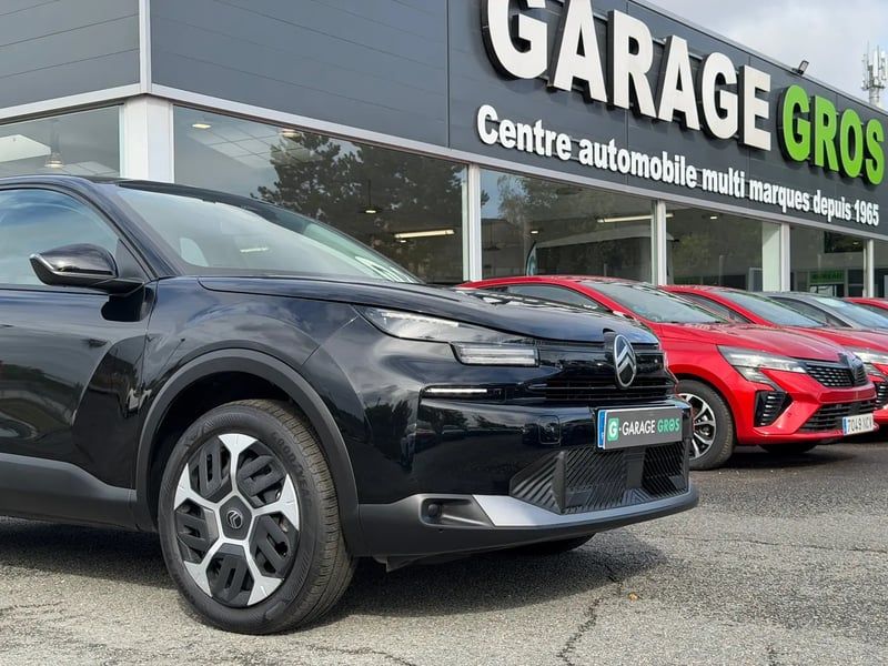 Photo de la voiture CITROEN C4 Hybride 136 e-DCS6 Plus