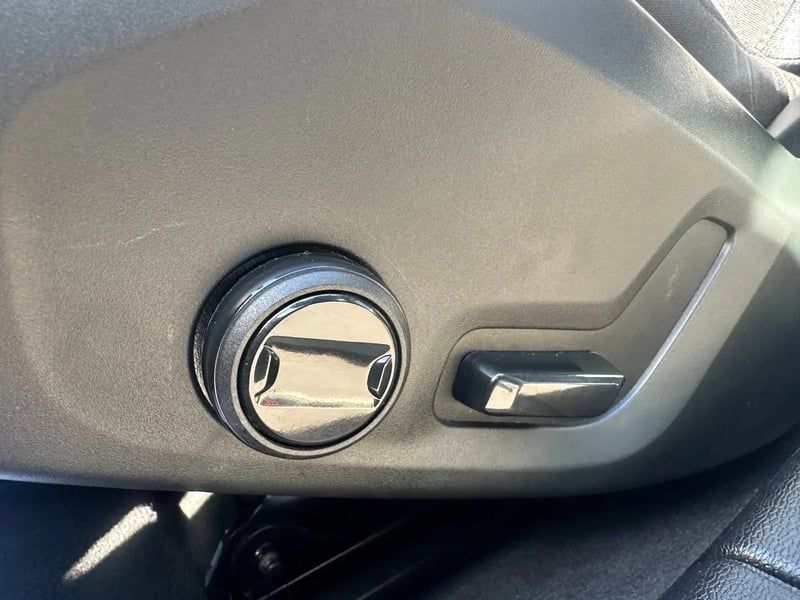 Photo de la voiture VOLVO S60 B4 197 ch DCT7 Start
