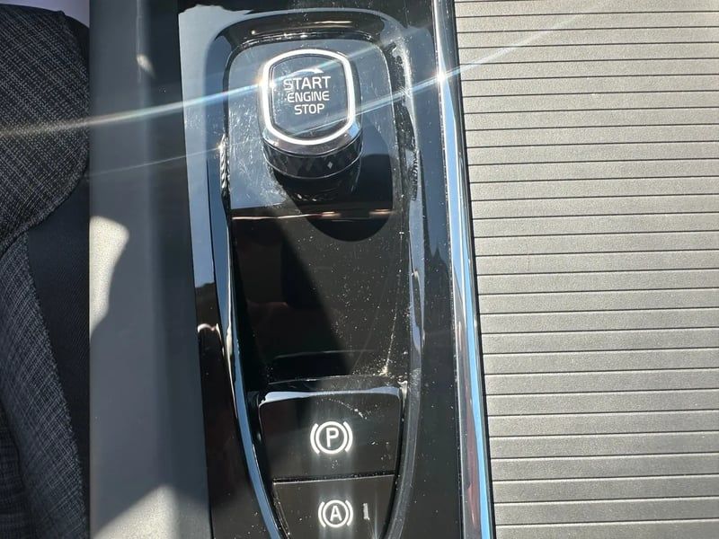 Photo de la voiture VOLVO S60 B4 197 ch DCT7 Start