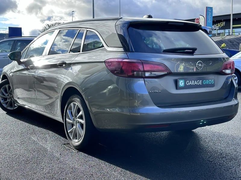 Photo de la voiture OPEL ASTRA SPORTS TOURER 1.5 Diesel 122 ch BVM6 Edition Business