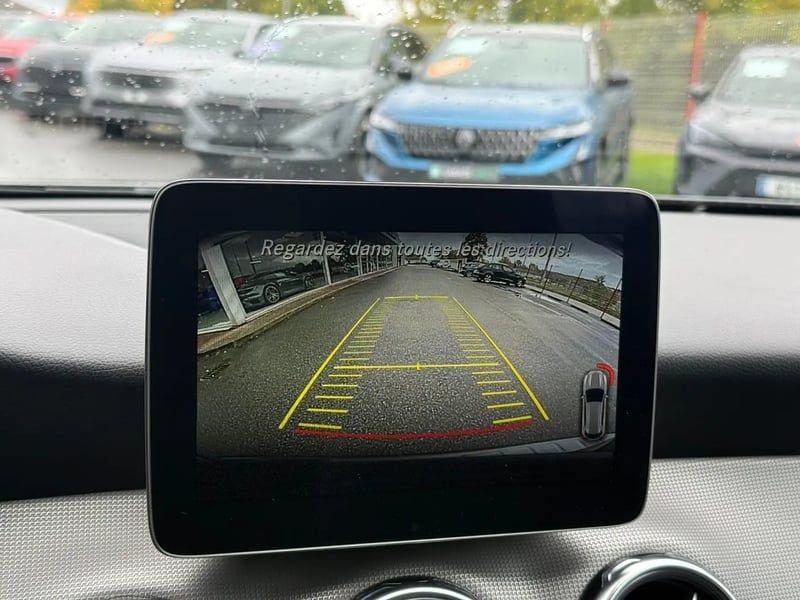 Photo de la voiture MERCEDES GLA 200 7-G DCT Sensation
