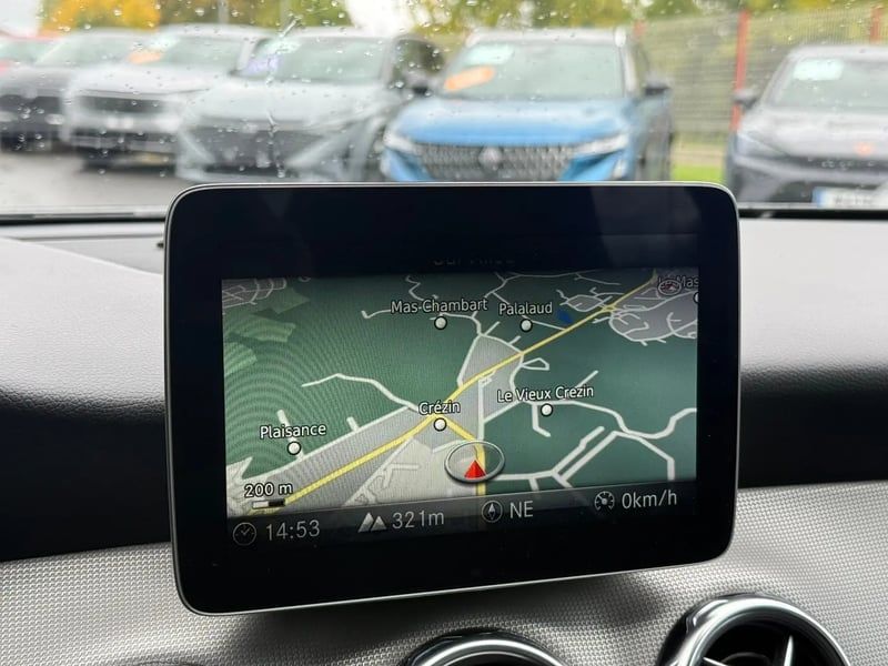 Photo de la voiture MERCEDES GLA 200 7-G DCT Sensation