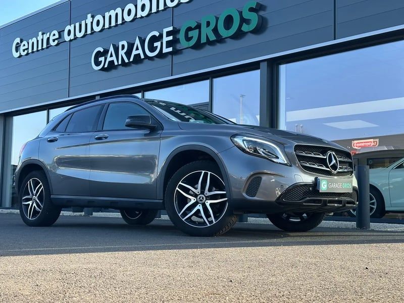 Photo de la voiture MERCEDES GLA 200 7-G DCT Sensation