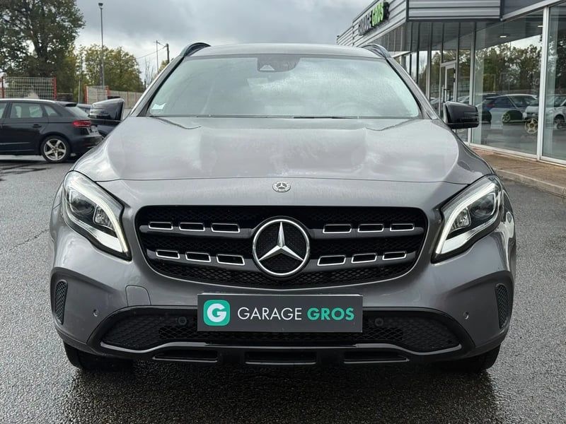 Photo de la voiture MERCEDES GLA 200 7-G DCT Sensation