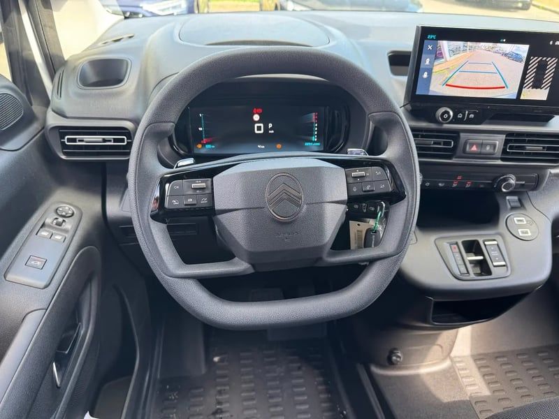 Photo de la voiture CITROEN BERLINGO VAN XL DIESEL 130 CH AUT.