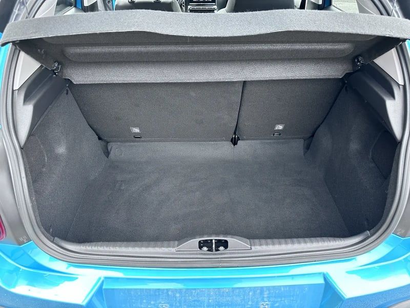 Photo de la voiture CITROEN C3 PureTech 110 S&S EAT6 Shine Pack