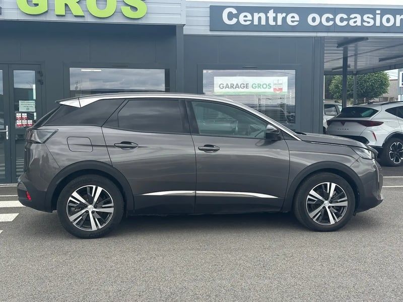 Photo de la voiture PEUGEOT 3008 Hybrid 180 e-EAT8 Allure Pack