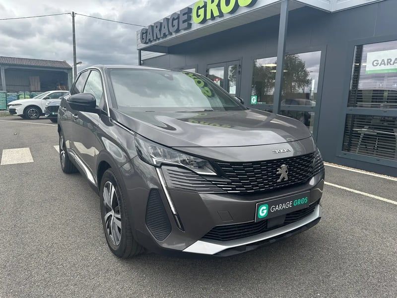 Photo de la voiture PEUGEOT 3008 Hybrid 180 e-EAT8 Allure Pack