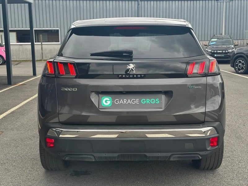 Photo de la voiture PEUGEOT 3008 Hybrid 180 e-EAT8 Allure Pack
