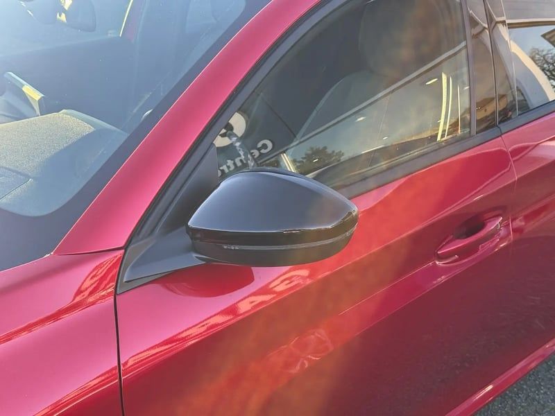 Photo de la voiture PEUGEOT 208 PureTech 100 S&S BVM6 Allure Pack