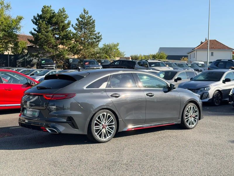 Photo de la voiture KIA PROCEED 1.6 T-GDi 204 ch ISG DCT7 GT