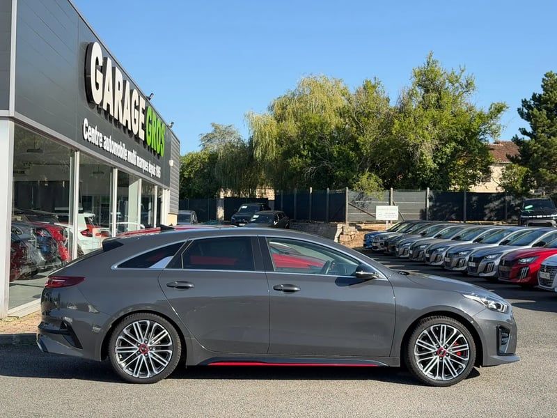 Photo de la voiture KIA PROCEED 1.6 T-GDi 204 ch ISG DCT7 GT