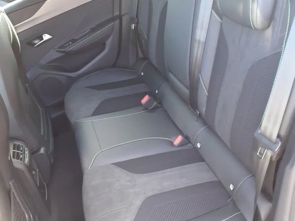 Photo de la voiture PEUGEOT 308 PHEV 225 e-EAT8 GT