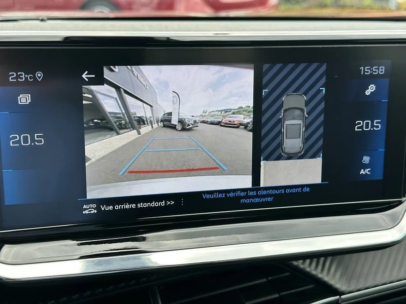 Photo de la voiture PEUGEOT 2008 PureTech 130 S&S EAT8 GT Line