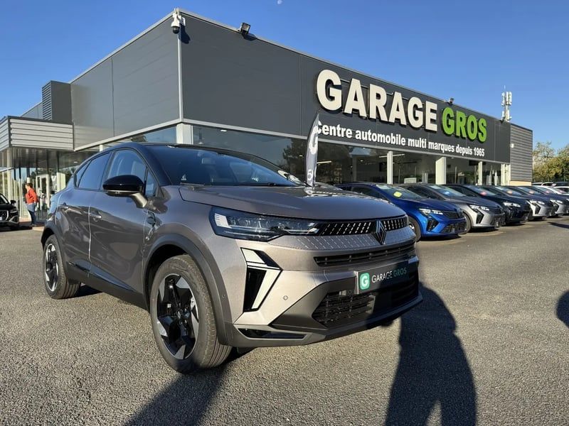 Photo de la voiture RENAULT CAPTUR E-Tech full hybrid 160 ch Techno