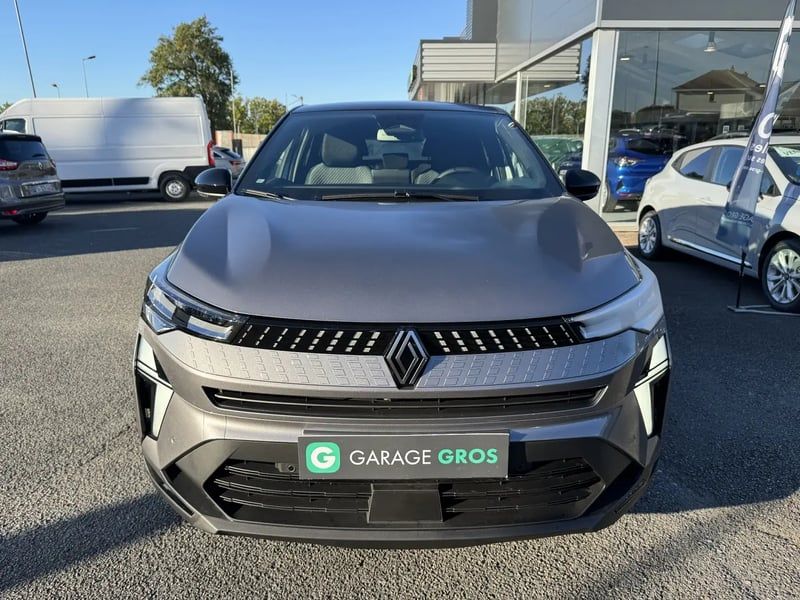 Photo de la voiture RENAULT CAPTUR E-Tech full hybrid 160 ch Techno