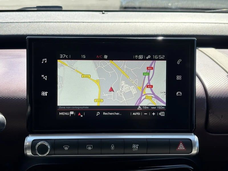 Photo de la voiture CITROEN C4 CACTUS PureTech 110 S&S EAT6 Shine