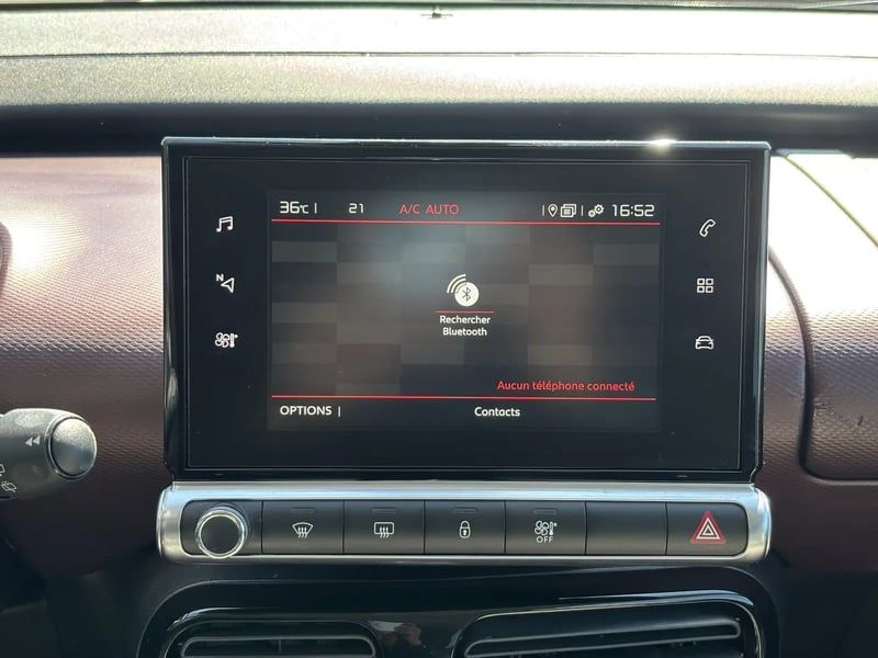 Photo de la voiture CITROEN C4 CACTUS PureTech 110 S&S EAT6 Shine