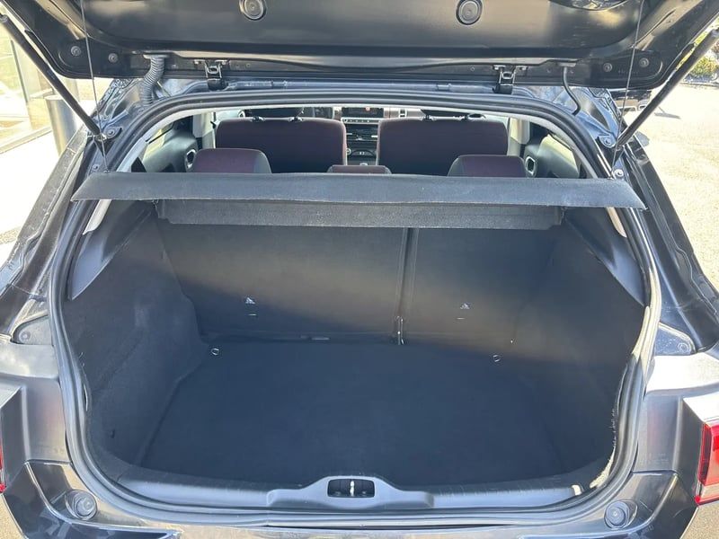 Photo de la voiture CITROEN C4 CACTUS PureTech 110 S&S EAT6 Shine