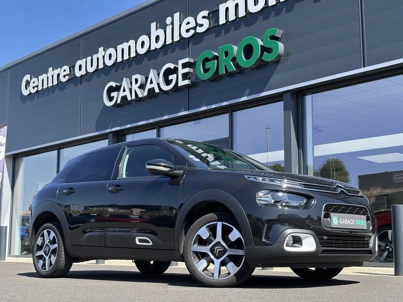 Photo de la voiture CITROEN C4 CACTUS PureTech 110 S&S EAT6 Shine