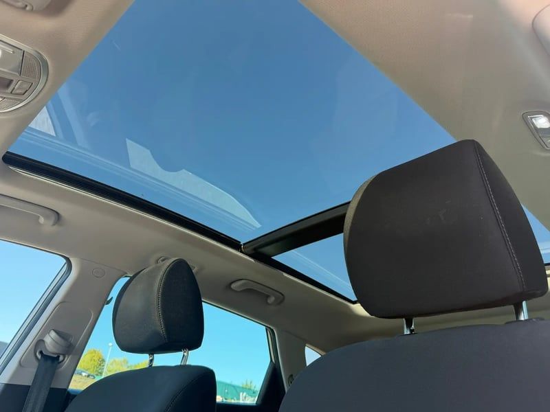Photo de la voiture HYUNDAI TUCSON 1.6 CRDi 136 hybrid 48V DCT-7 Creative