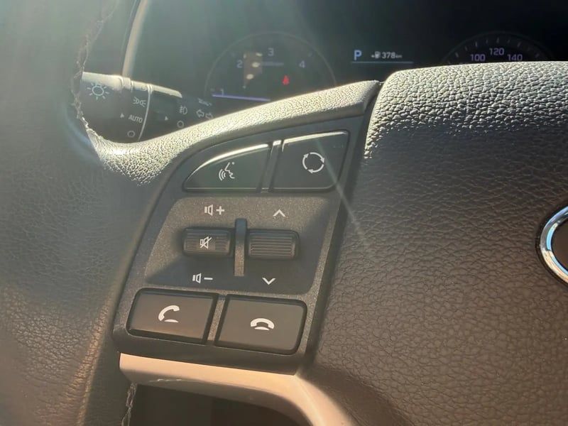Photo de la voiture HYUNDAI TUCSON 1.6 CRDi 136 hybrid 48V DCT-7 Creative