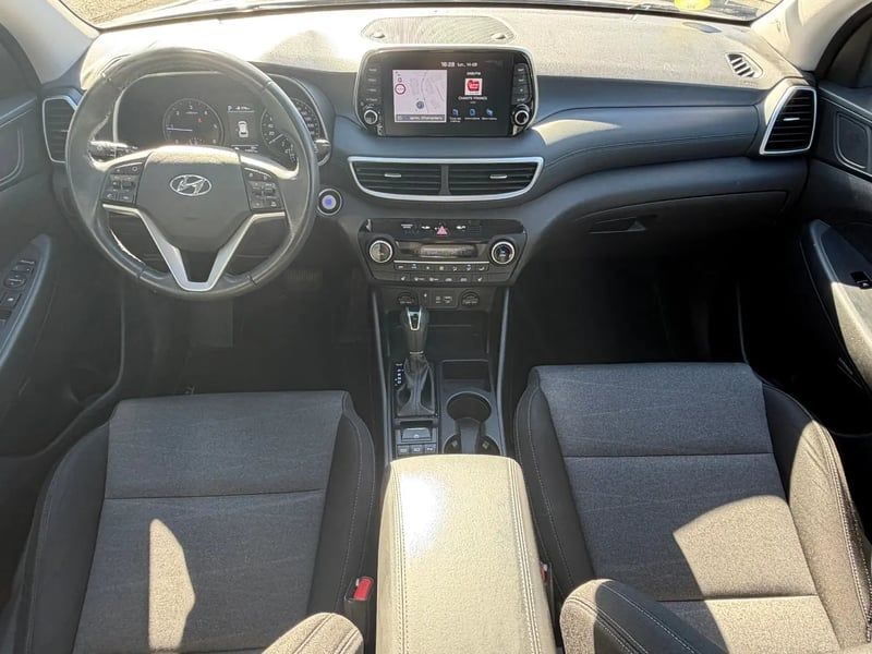 Photo de la voiture HYUNDAI TUCSON 1.6 CRDi 136 hybrid 48V DCT-7 Creative