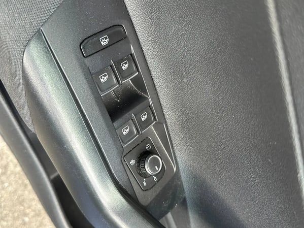 Photo de la voiture VOLKSWAGEN POLO 1.0 TSI 95 S&S BVM5