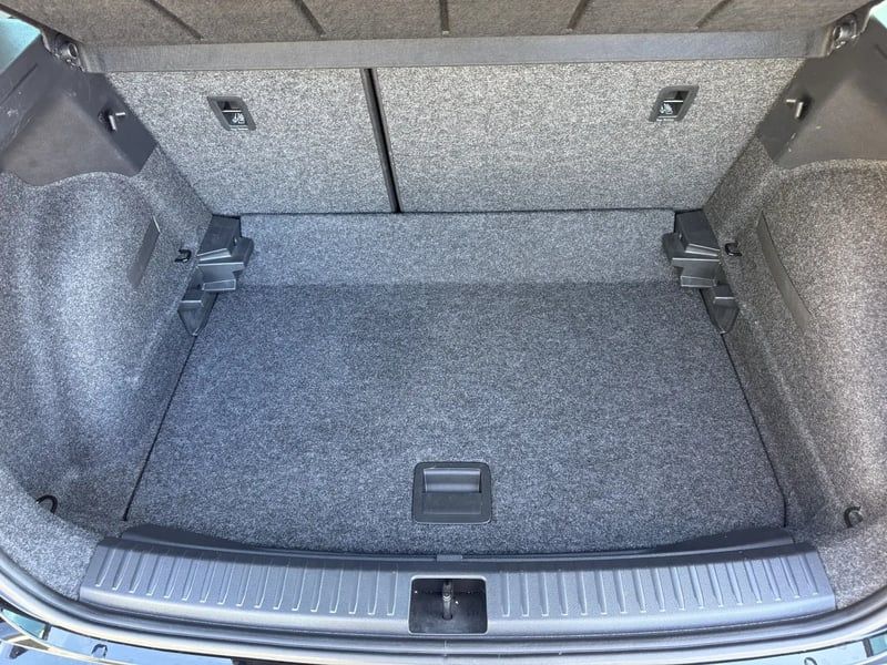Photo de la voiture SEAT ARONA 1.0 TSI 110 ch Start/Stop BVM6 Copa