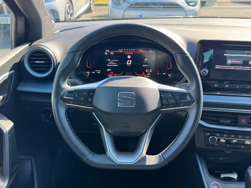 Photo de la voiture SEAT ARONA 1.0 TSI 115 ch Start/Stop DSG7 Xperience