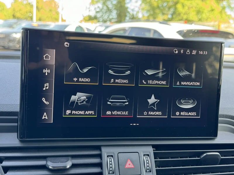 Photo de la voiture AUDI Q5 SPORTBACK 40 TDI 204 S tronic 7 Quattro Design