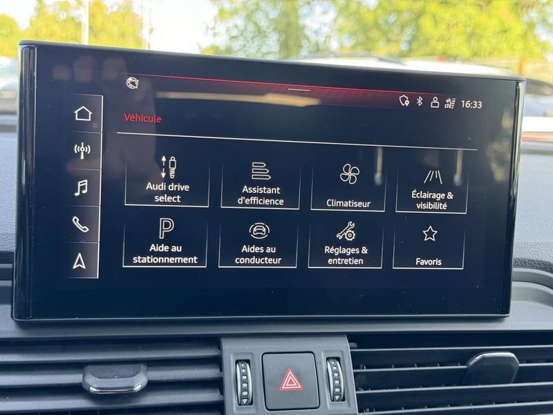 Photo de la voiture AUDI Q5 SPORTBACK 40 TDI 204 S tronic 7 Quattro Design