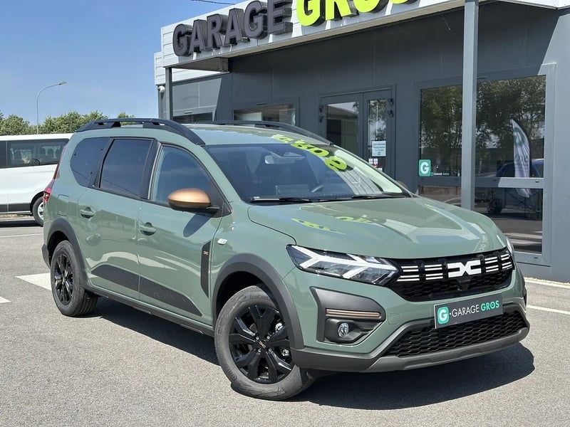 Photo de la voiture DACIA JOGGER Hybrid 140 7 places GSR2 Extreme