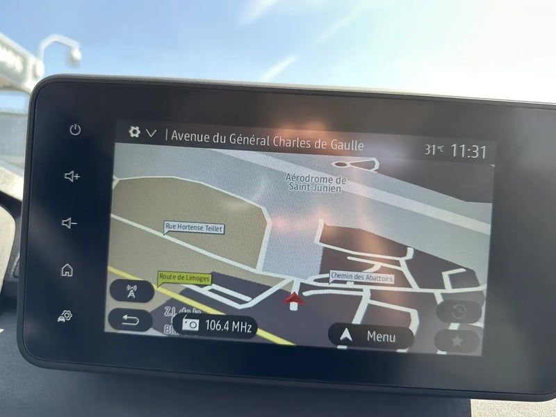 Photo de la voiture DACIA JOGGER Hybrid 140 7 places GSR2 Extreme