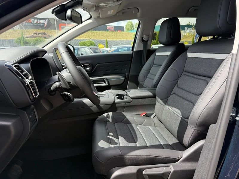 Photo de la voiture CITROEN C5 AIRCROSS Hybride 145 e-DCS6 Max