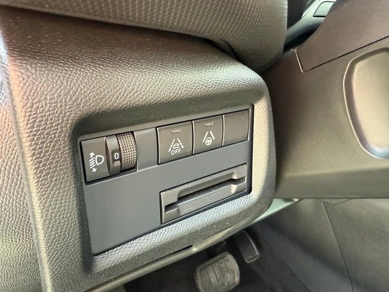 Photo de la voiture CITROEN C5 AIRCROSS Hybride 145 e-DCS6 Max