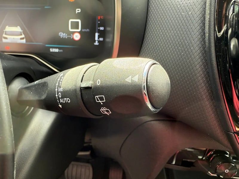 Photo de la voiture CITROEN C5 AIRCROSS Hybride 145 e-DCS6 Max
