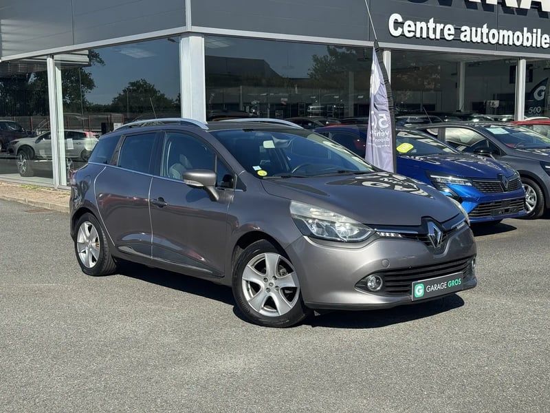 Photo de la voiture RENAULT CLIO IV ESTATE Estate IV dCi 90 Energy Intens