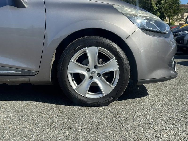 Photo de la voiture RENAULT CLIO IV ESTATE Estate IV dCi 90 Energy Intens
